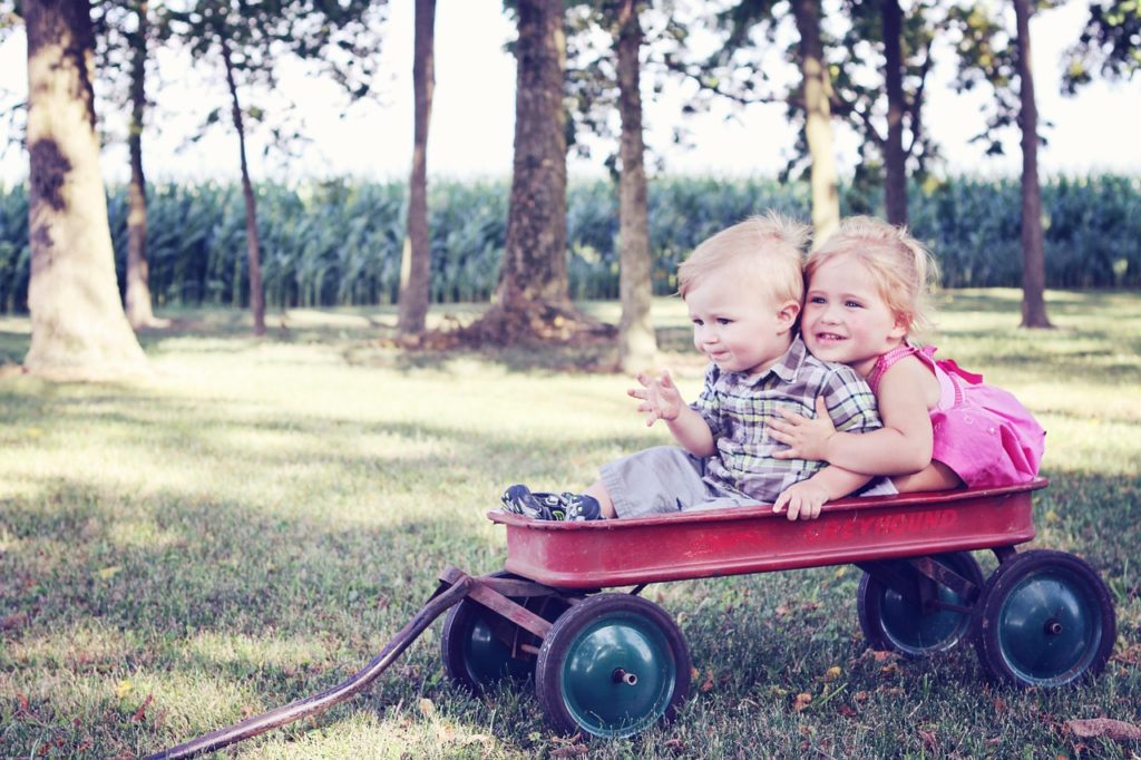 Jouer aux jeux de rôle avec des enfants